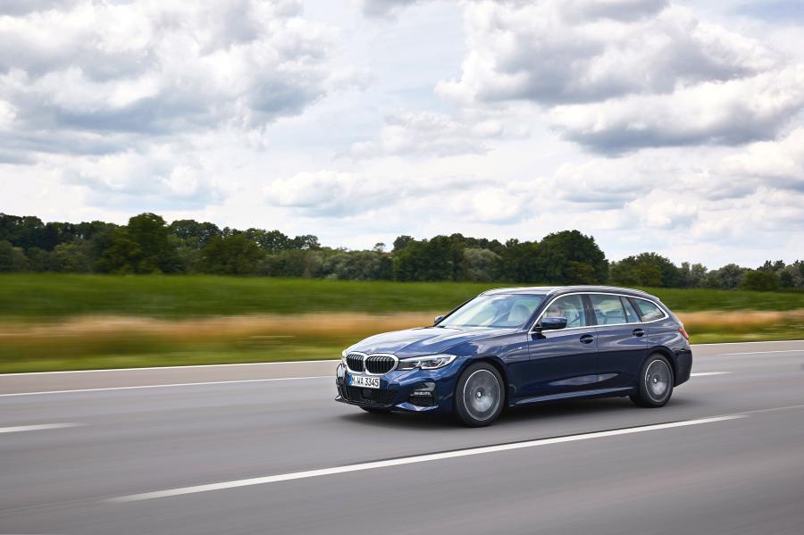  BMW 330d xDrive Touring M Sport (G21) 2019 года  (WW) (фото 5 из 40)